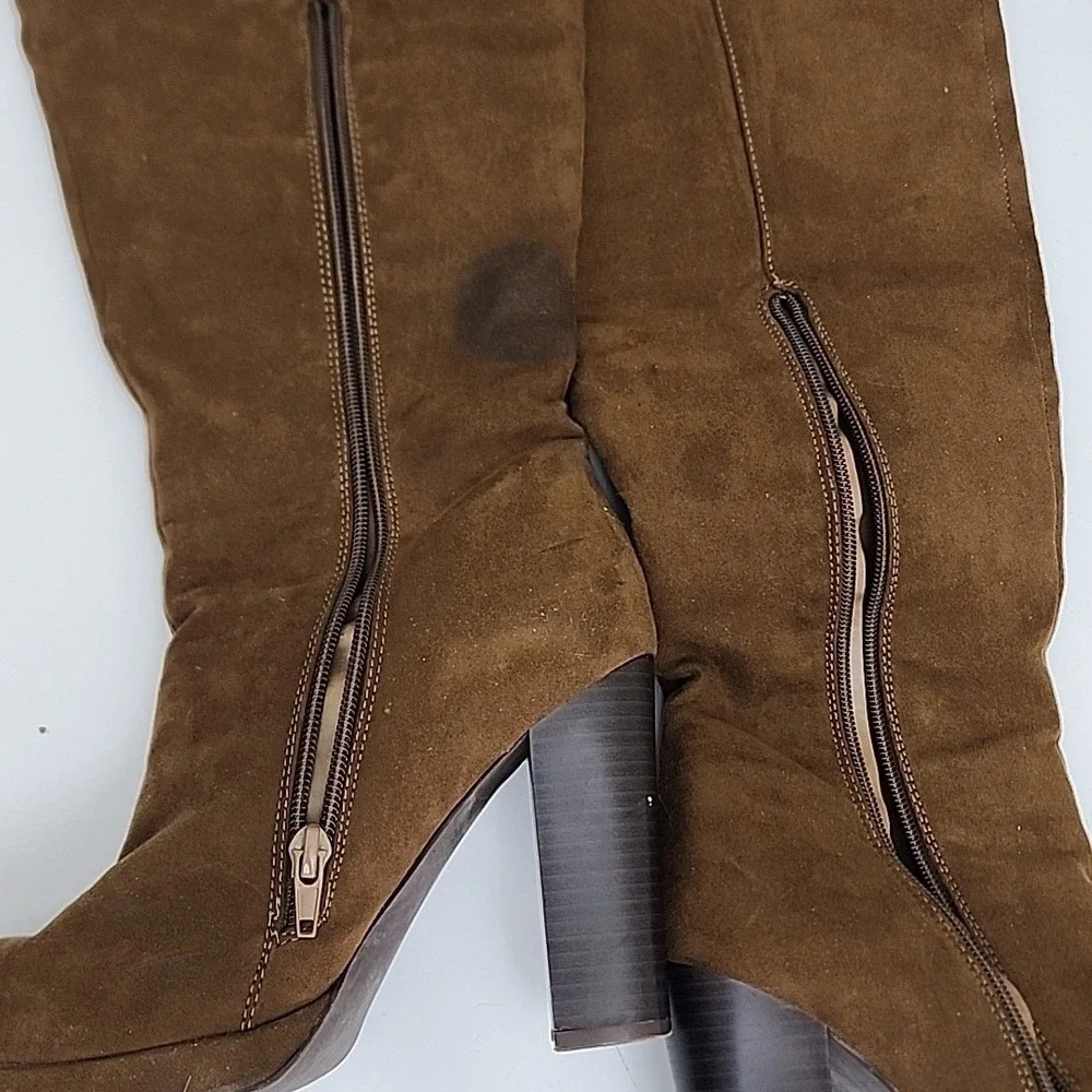 Suede like knee high boots size 7‎